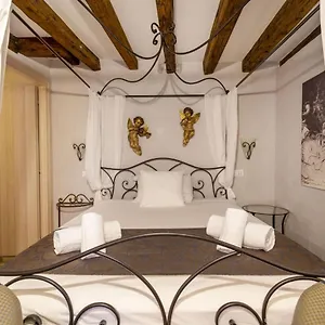 Il Nido Di San Stae Apartment